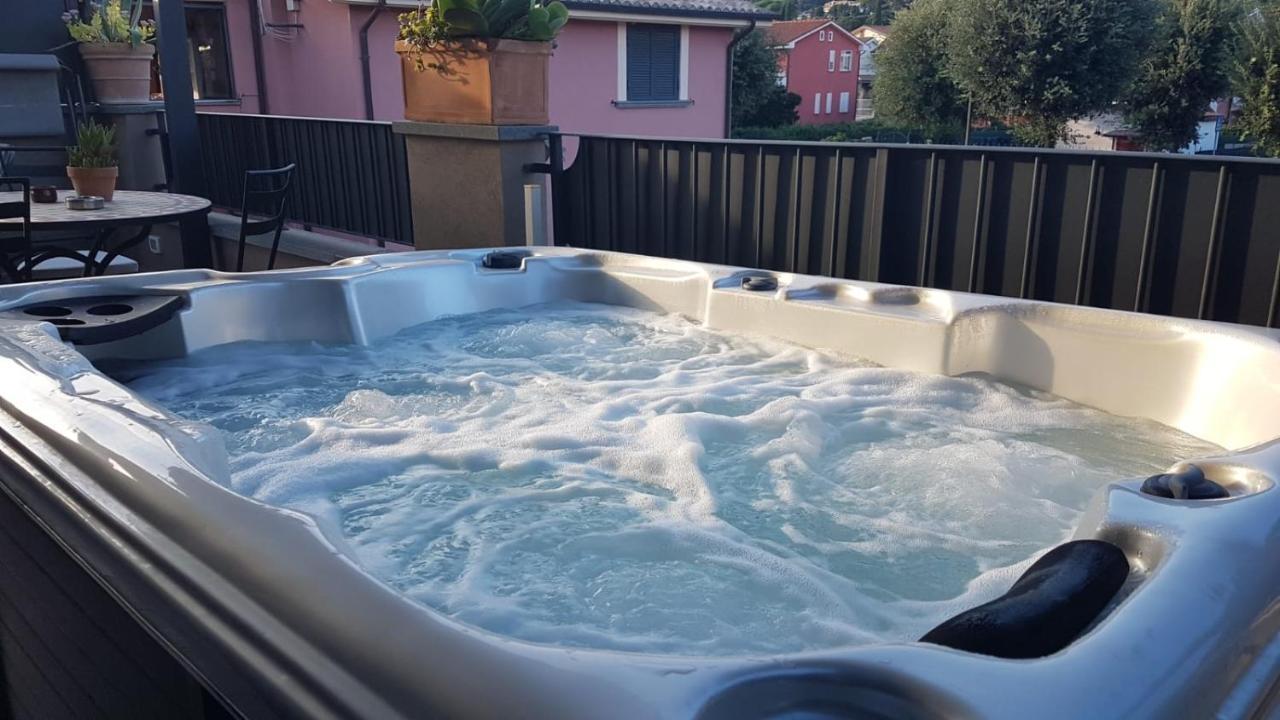 Casa Vacanze I Melograni Trevignano Romano Kültér fotó