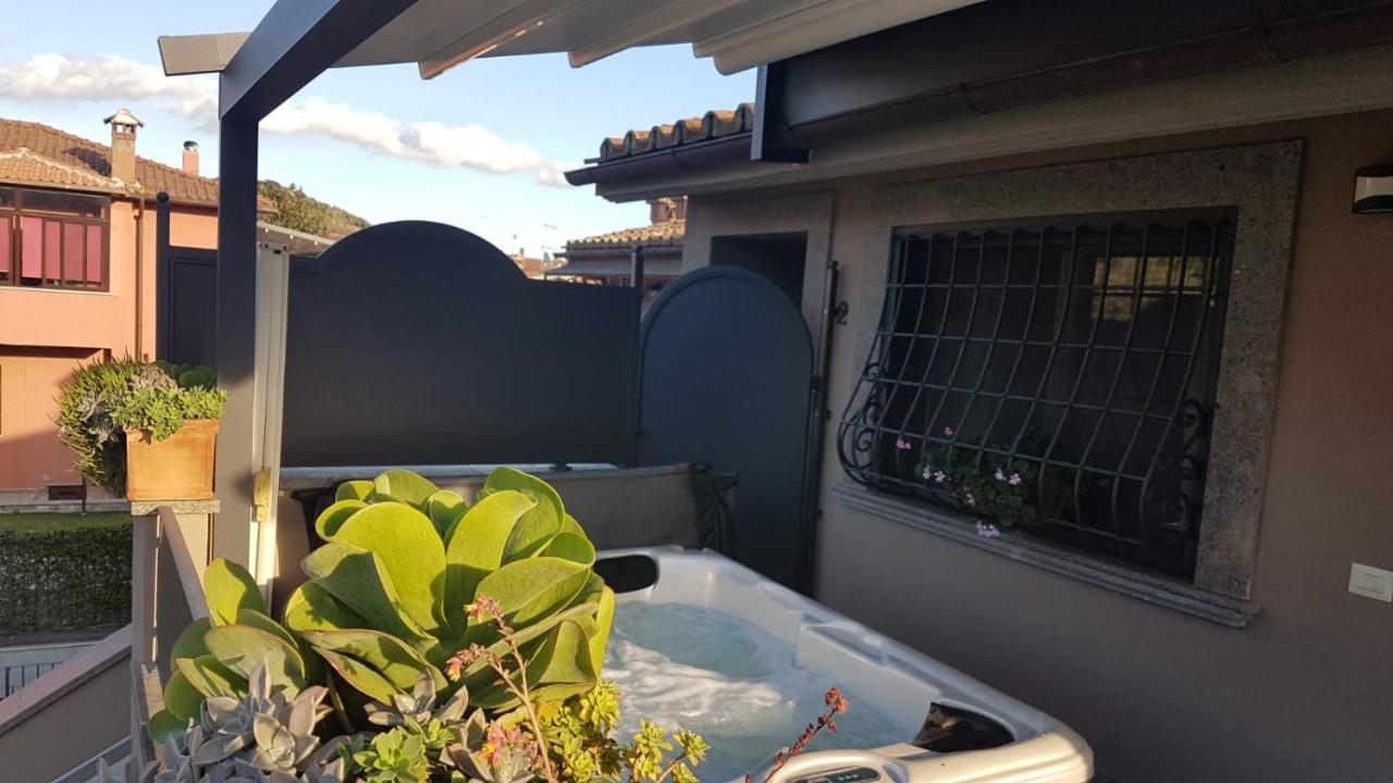 Casa Vacanze I Melograni Trevignano Romano Kültér fotó